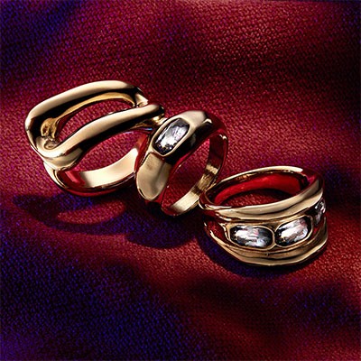 3 gold ring with stone details by UNOde50