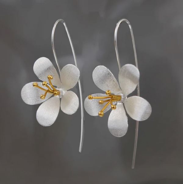 delicate dangling flower earrings